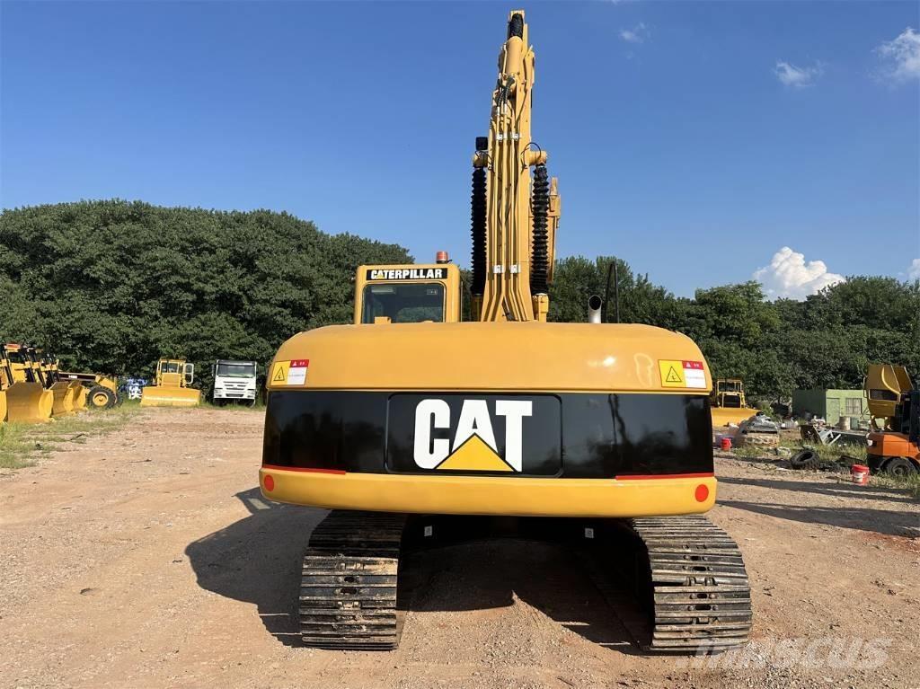CAT 320C Lánctalpas kotrók