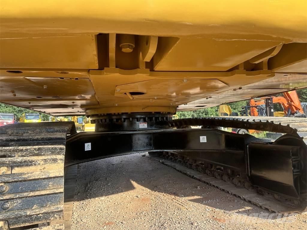 CAT 320C Lánctalpas kotrók