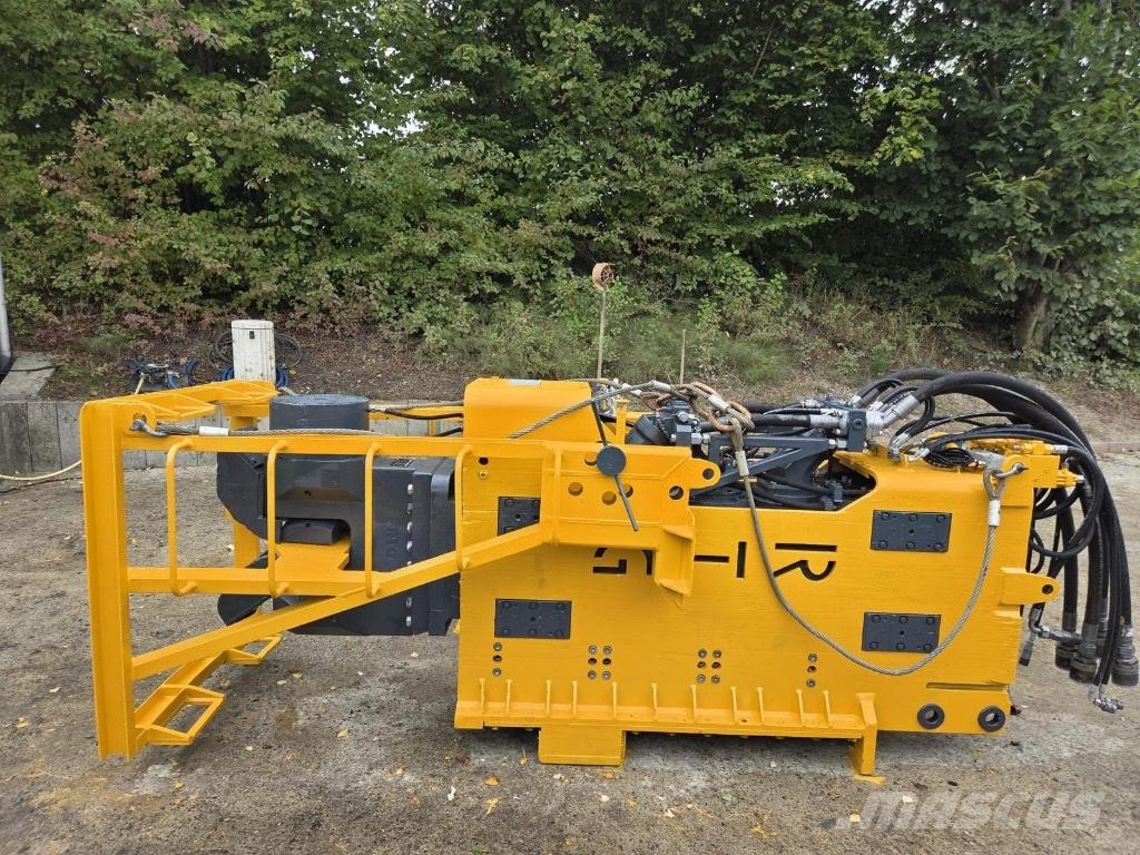 Bauer Vibro MR 145 V Piling equipment accessories and spare parts