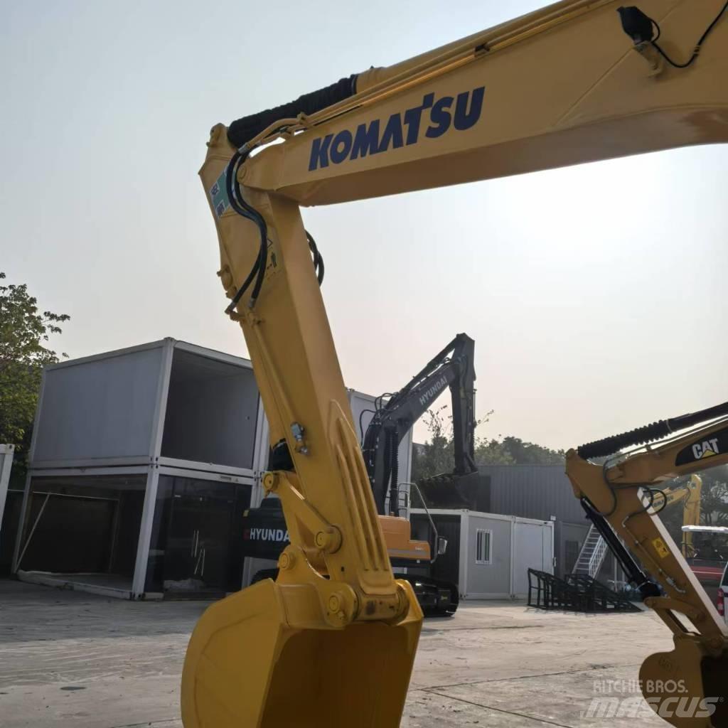 Komatsu PC 130-7 Lánctalpas kotrók