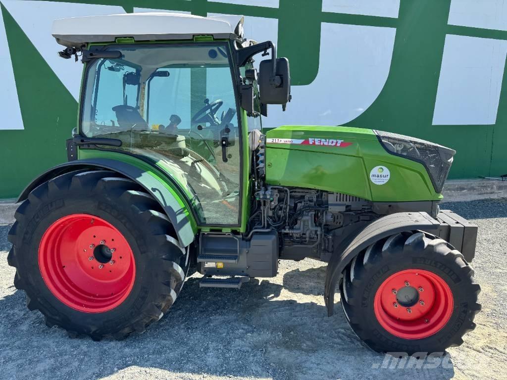 Fendt 211 P Traktorok