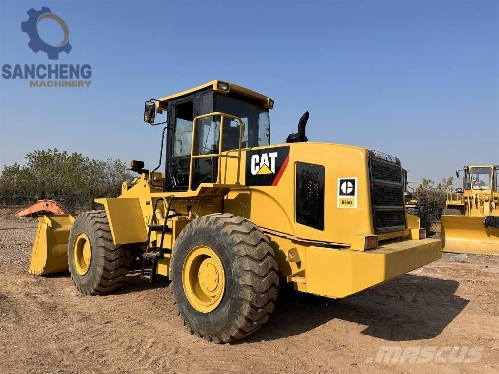 CAT 966 G Gumikerekes homlokrakodók