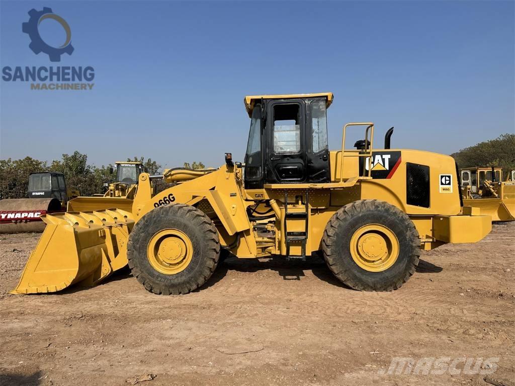 CAT 966 G Gumikerekes homlokrakodók
