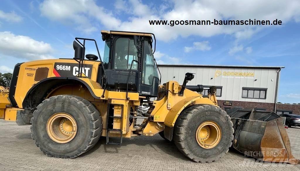 CAT 966 M Gumikerekes homlokrakodók