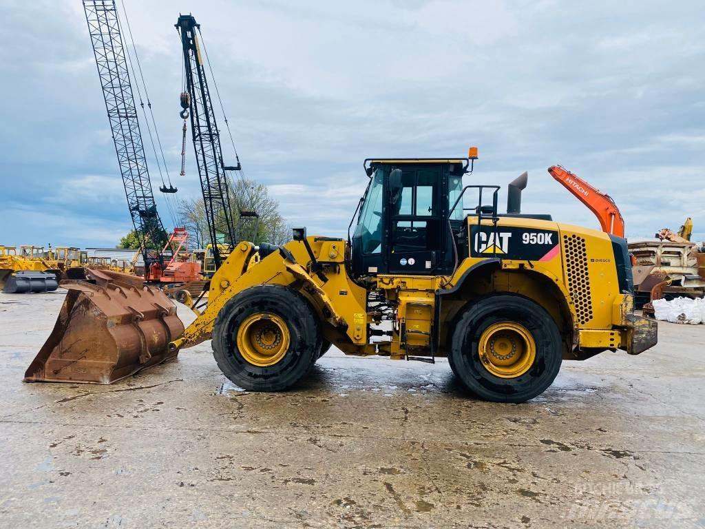 CAT 950 K Gumikerekes homlokrakodók
