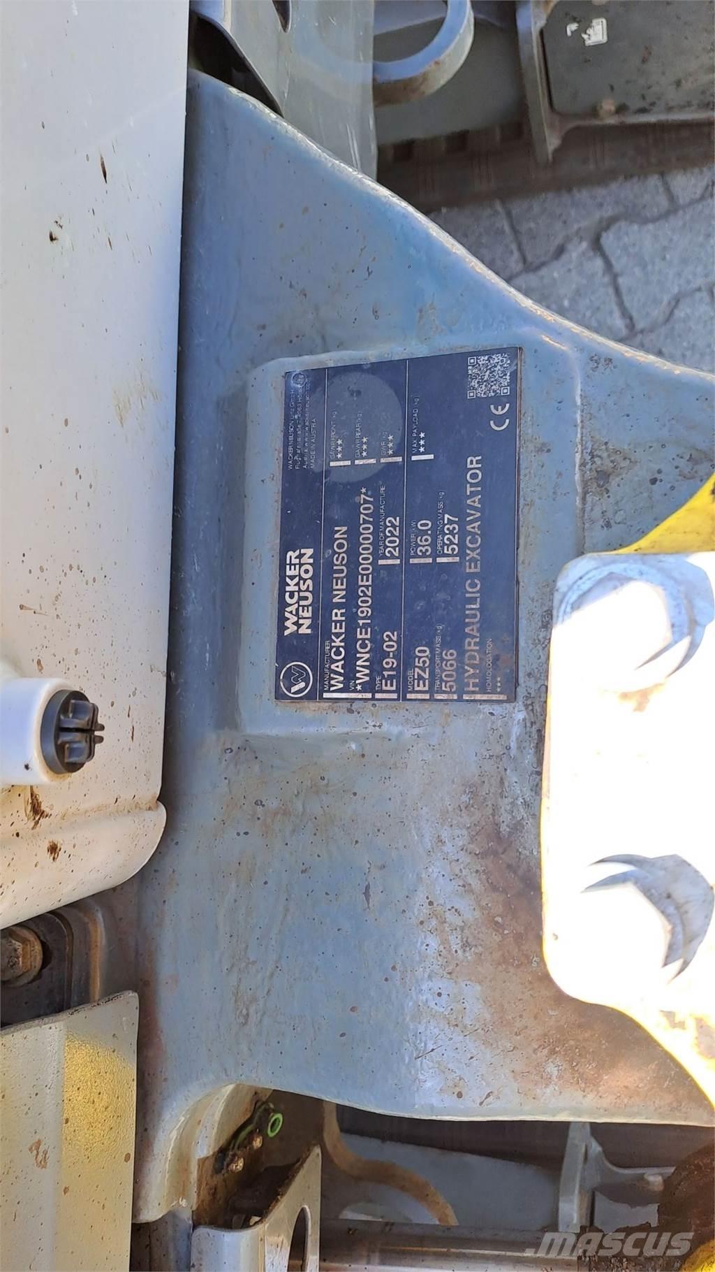 Wacker Neuson EZ50 Lánctalpas kotrók