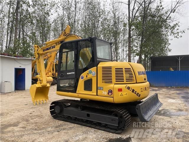 Komatsu PC 70 Lánctalpas kotrók
