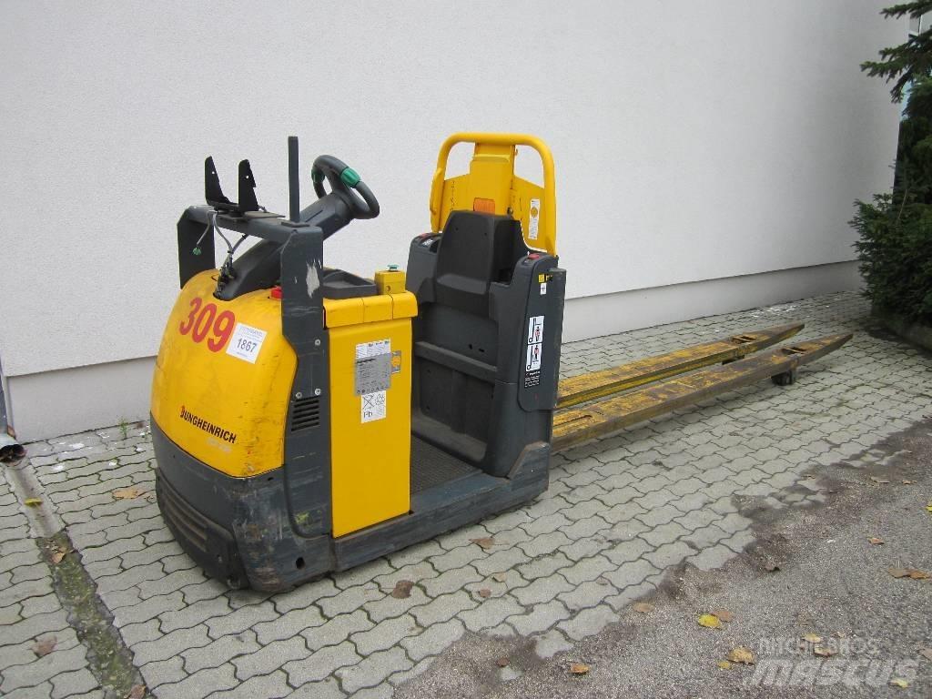 Jungheinrich ECE230 Elektromos targoncák
