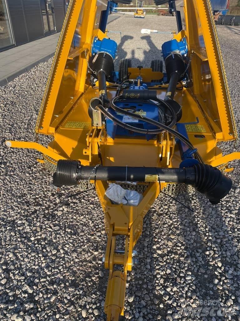 Bomford TriWing 4600 Kaszák