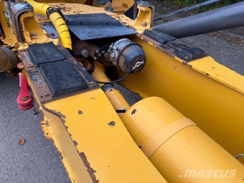 Volvo A 25 D Csuklósdömperek