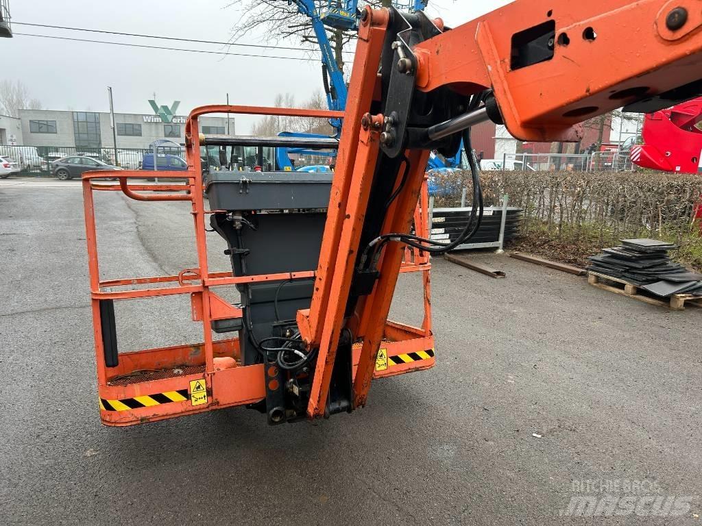 JLG 520 AJ Karos emelők