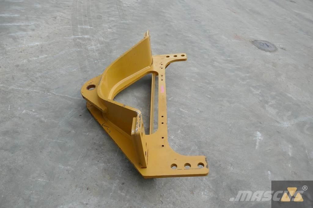 CAT 140M3 Drawbar Haszonjárművek - Egyéb