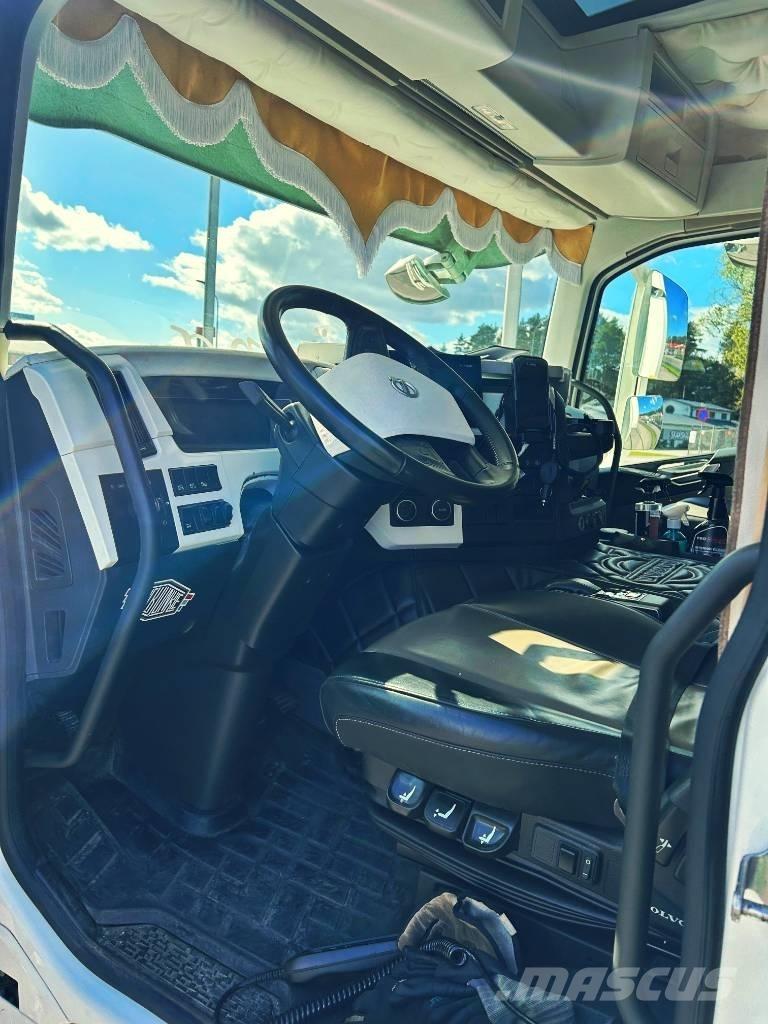 Volvo FM 380 4x2 Nyergesvontatók