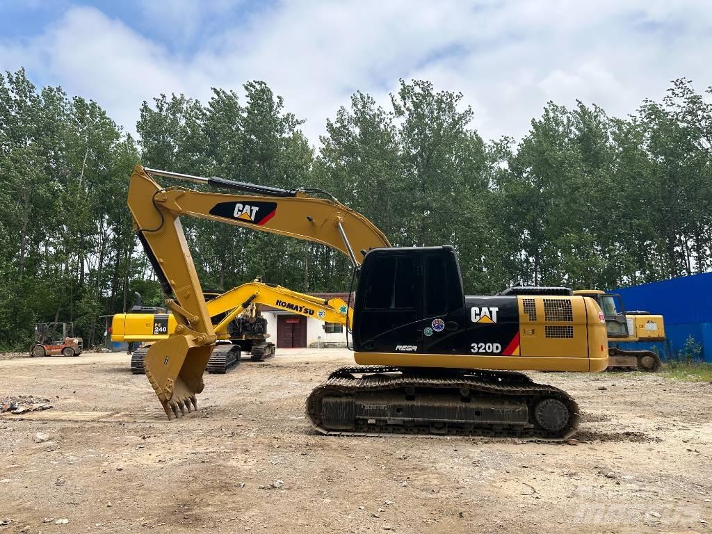 CAT 320D Lánctalpas kotrók