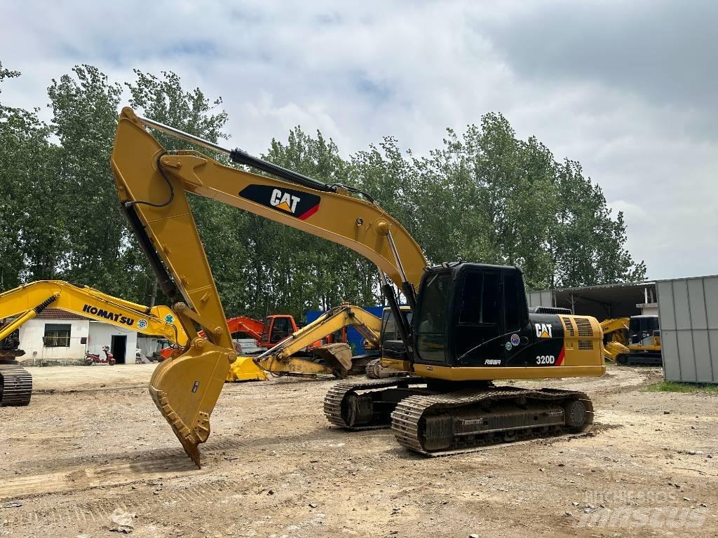 CAT 320D Lánctalpas kotrók