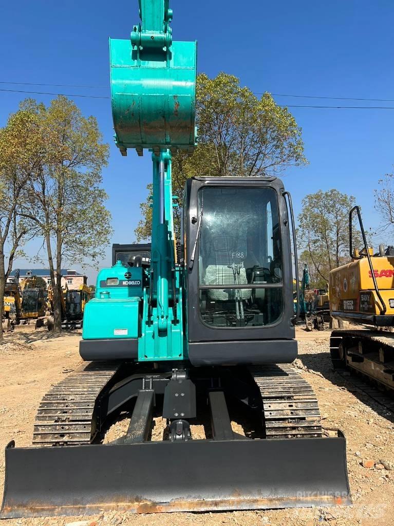 Kobelco SK 75 Mini kotrók < 7t