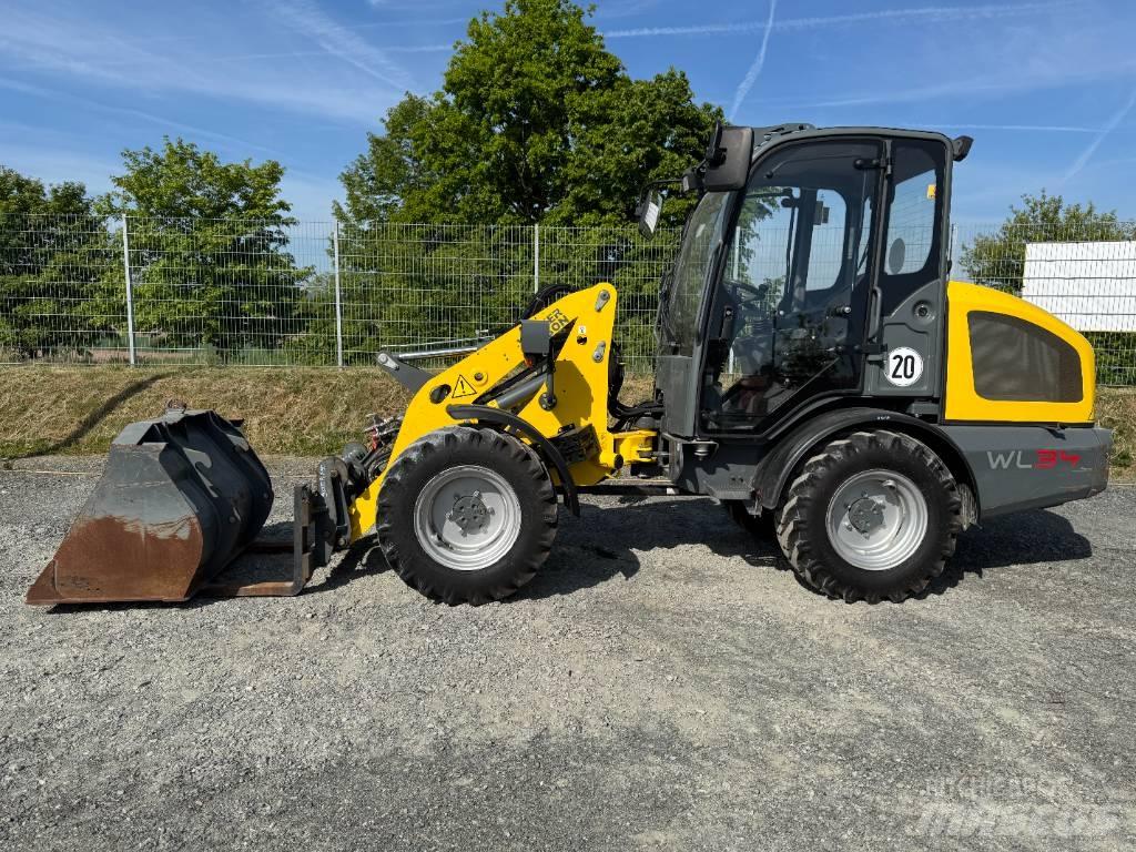 Wacker Neuson WL34 Gumikerekes homlokrakodók