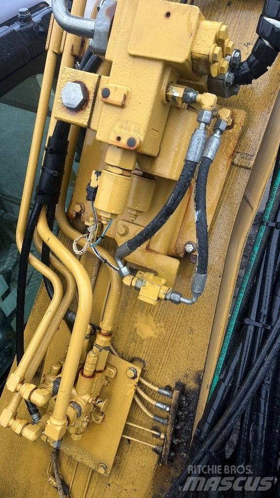CAT 320 EL Lánctalpas kotrók