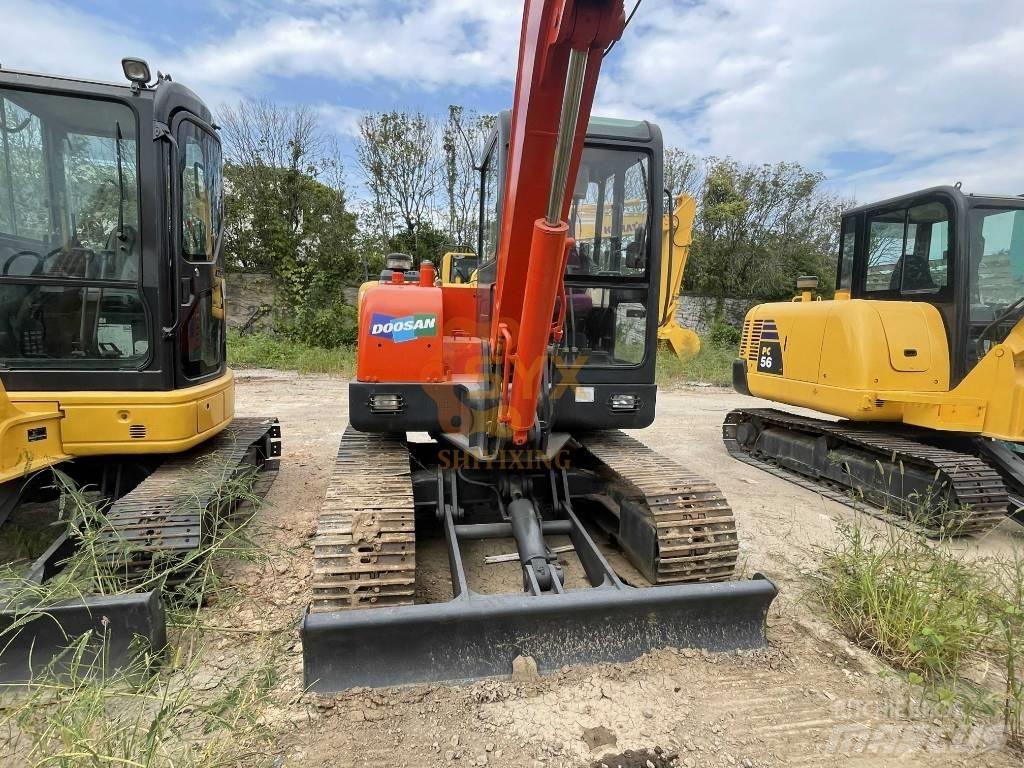 Doosan DX 55 Mini kotrók < 7t