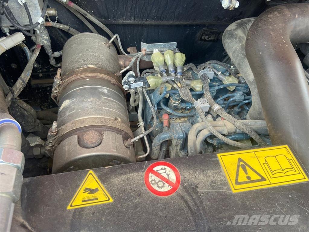 Kubota KC300 (7698) Lánctalpas dömperek