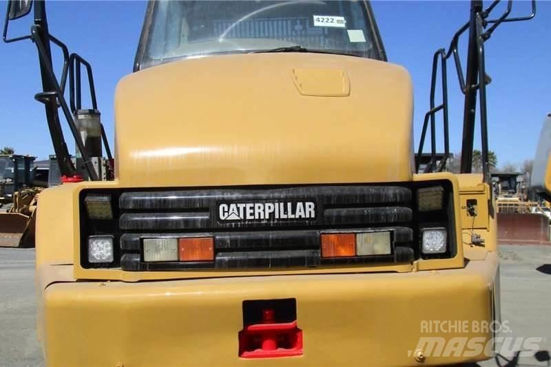 CAT 730 Csuklósdömperek