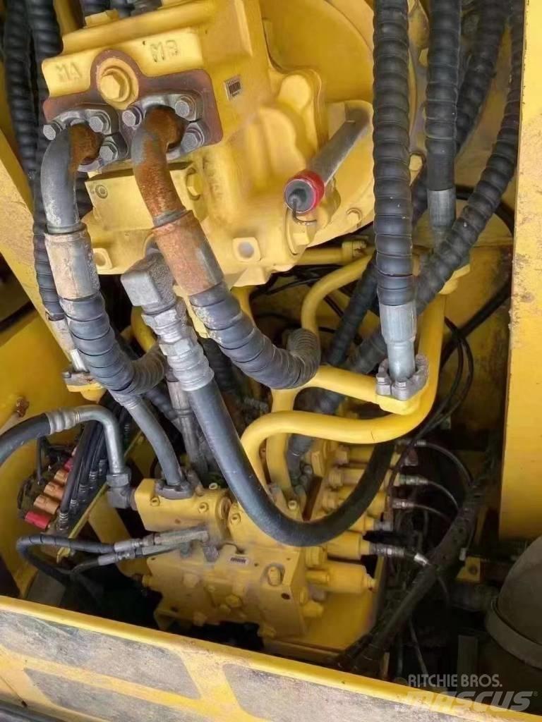 Komatsu pc360 Lánctalpas kotrók