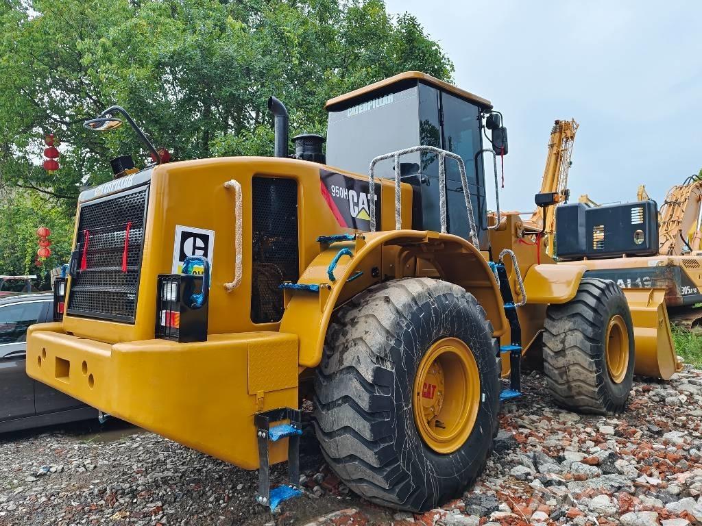 CAT 950 H Gumikerekes homlokrakodók