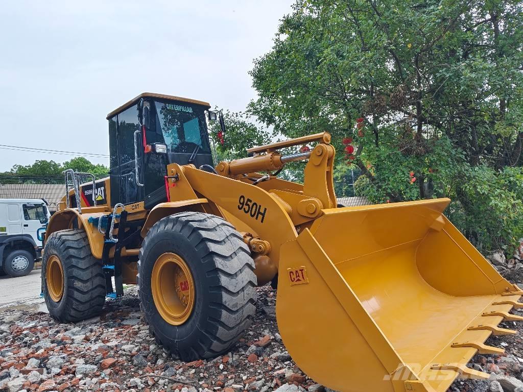 CAT 950 H Gumikerekes homlokrakodók