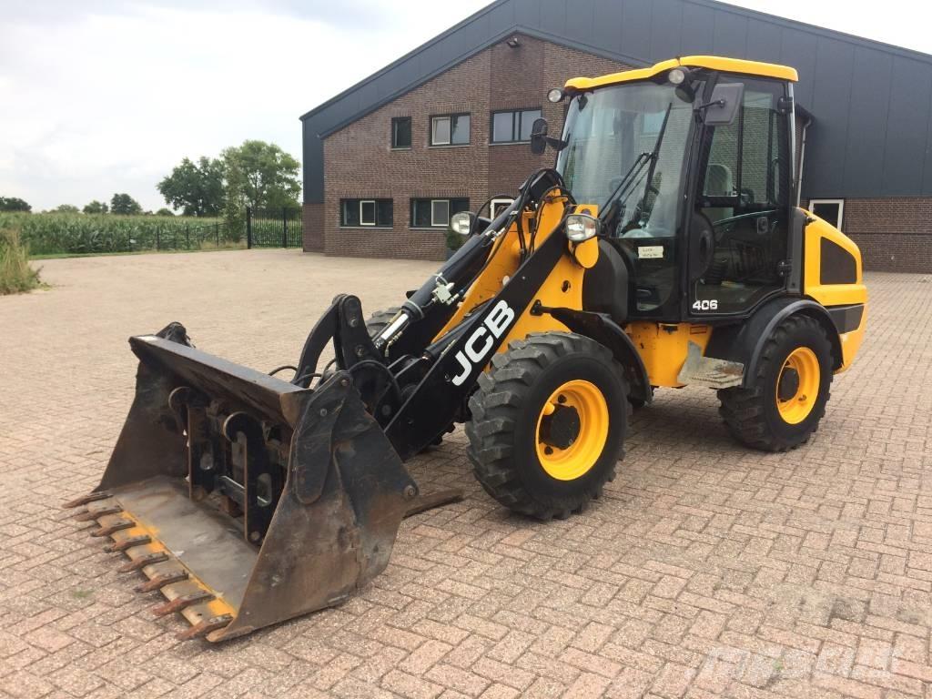 JCB 406 Gumikerekes homlokrakodók