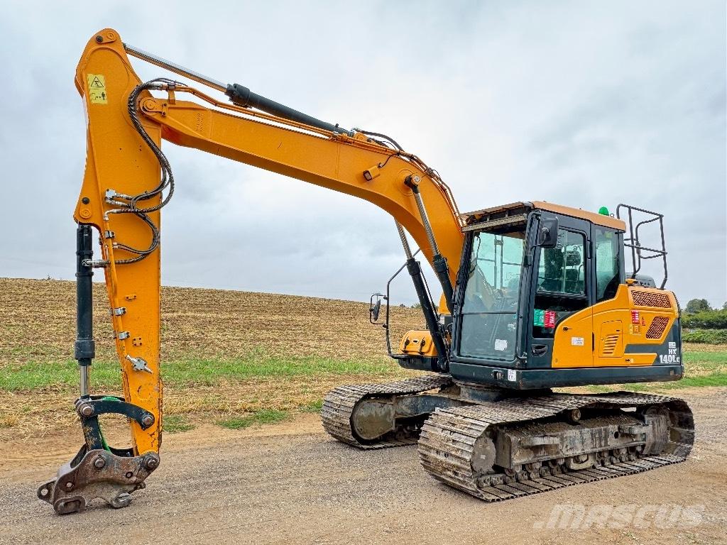 Hyundai HX140 LC Lánctalpas kotrók