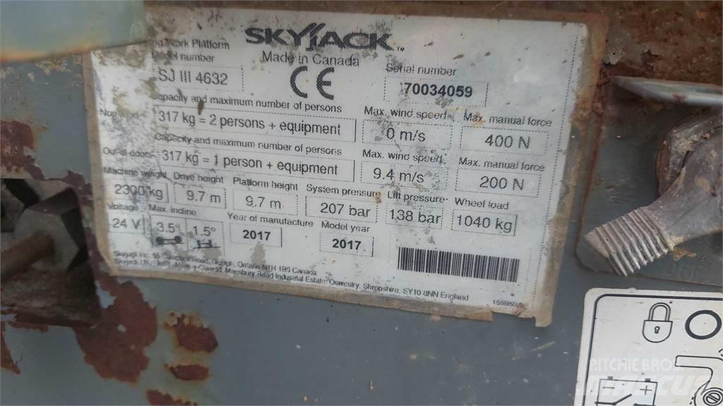 SkyJack SJIII4632 Ollós emelők