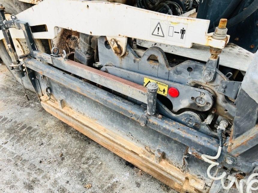 Dynapac F 141-6WD Aszfalt terítõ gépek