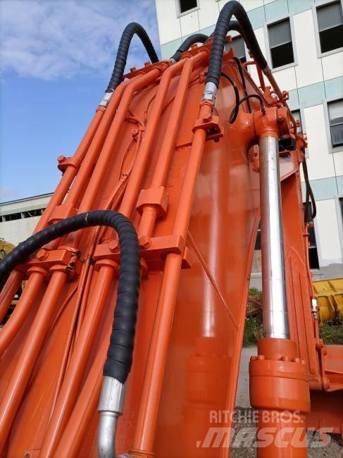 Doosan DX 300 Lánctalpas kotrók