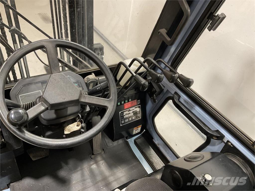 Utilev UT30P Dízel targoncák