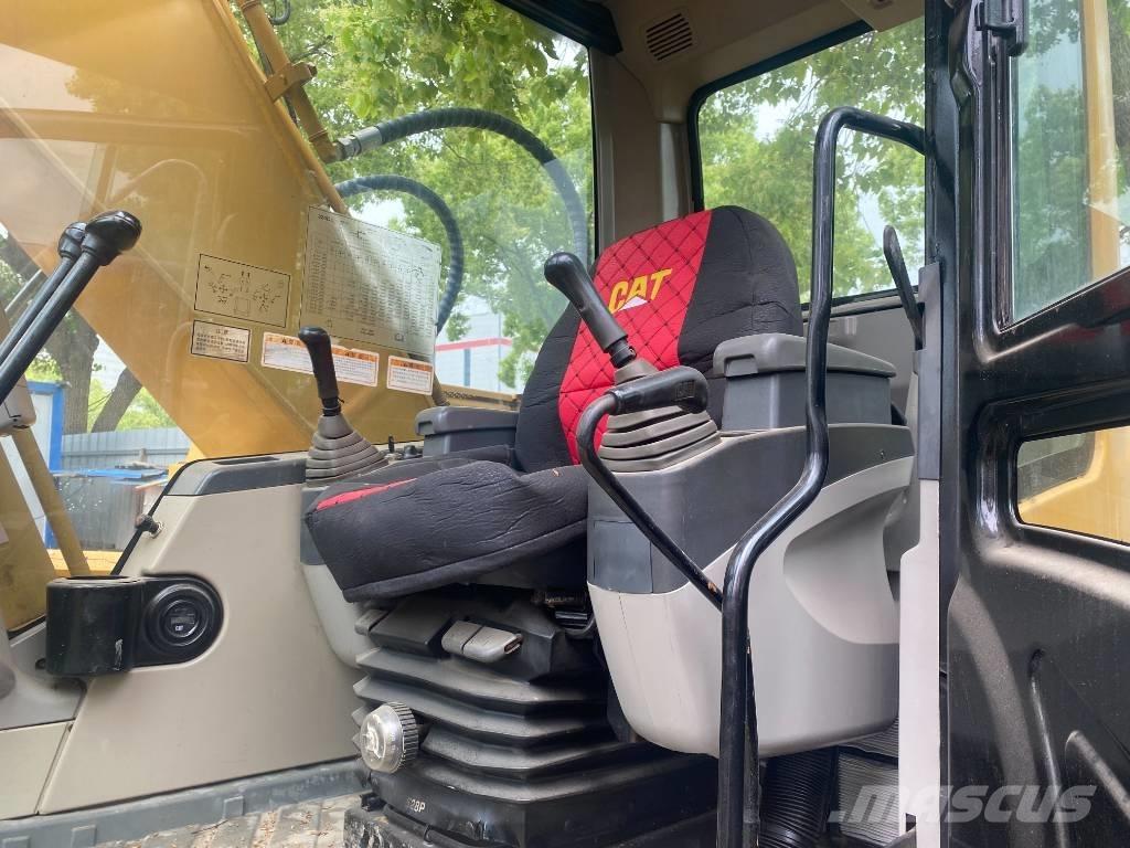 CAT 320 C L Lánctalpas kotrók