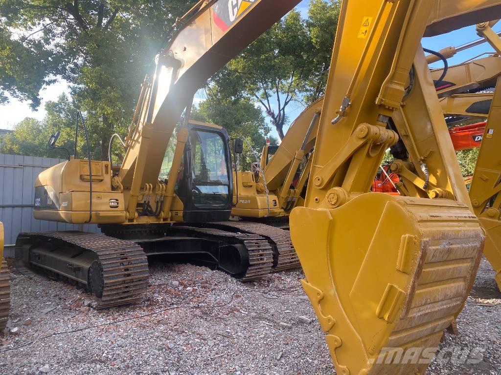CAT 320 C L Lánctalpas kotrók