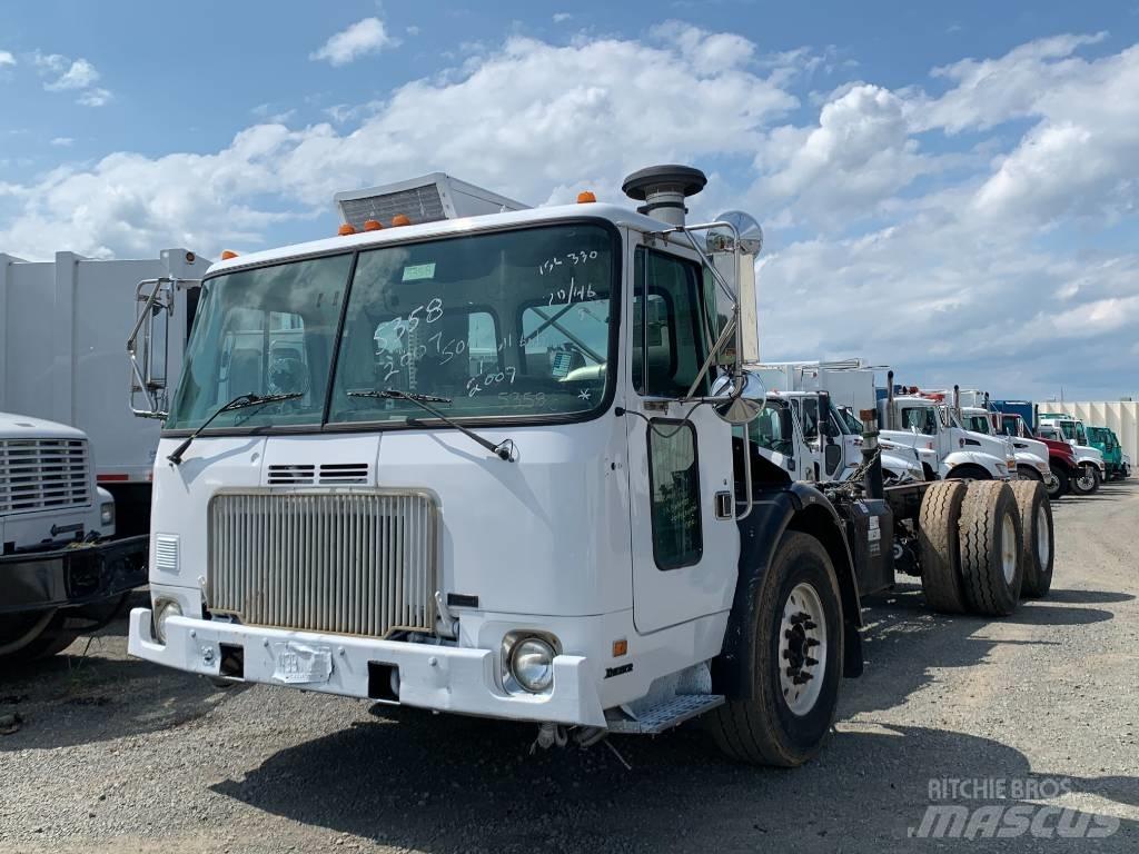Autocar WX64 Fülkés alváz
