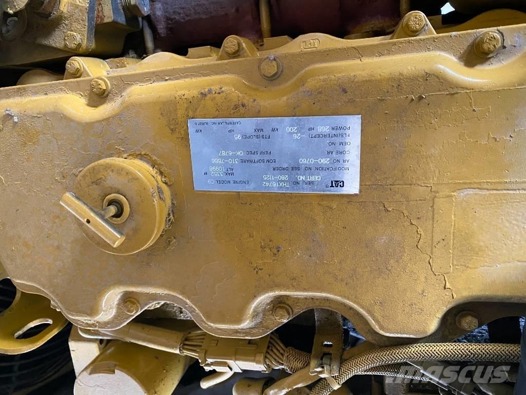 CAT 330 D Lánctalpas kotrók