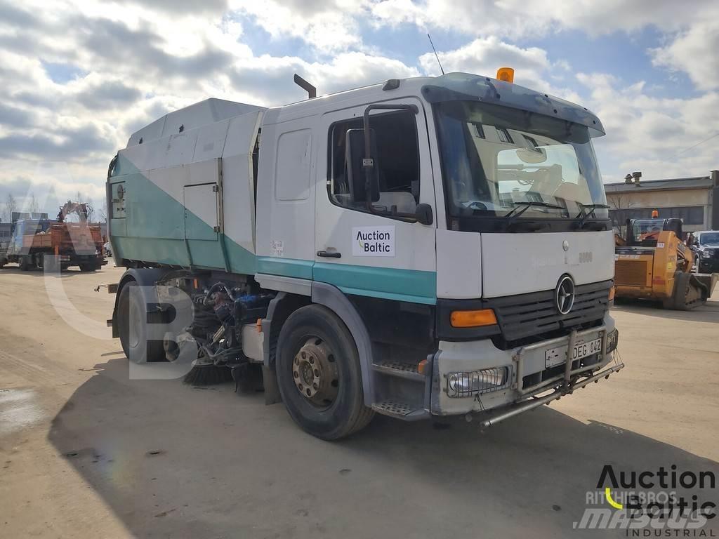 Mercedes-Benz 1517 Úttakarító gépek