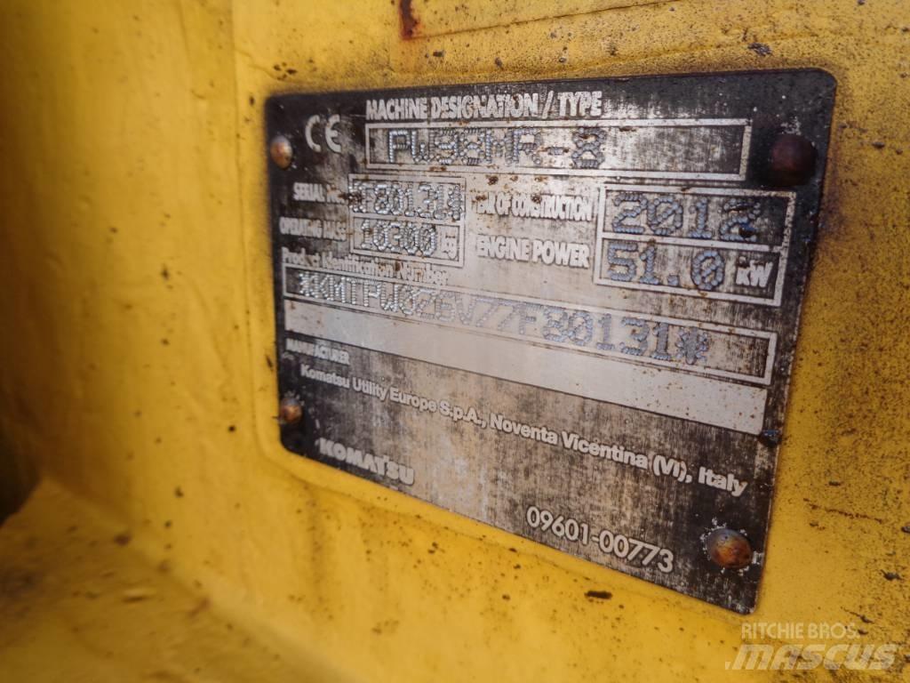 Komatsu PW 98 MR-6 Gumikerekes kotrók