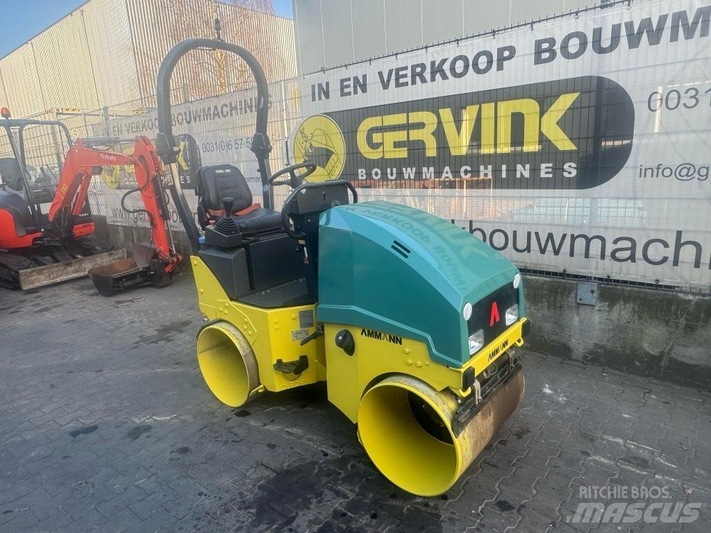 Ammann ARX 12 Ikerdobos hengerek