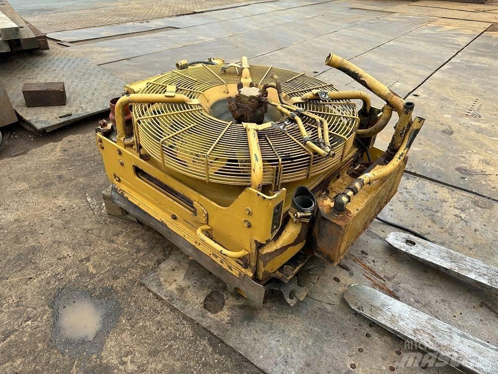 CAT 950g radiator Hűtők