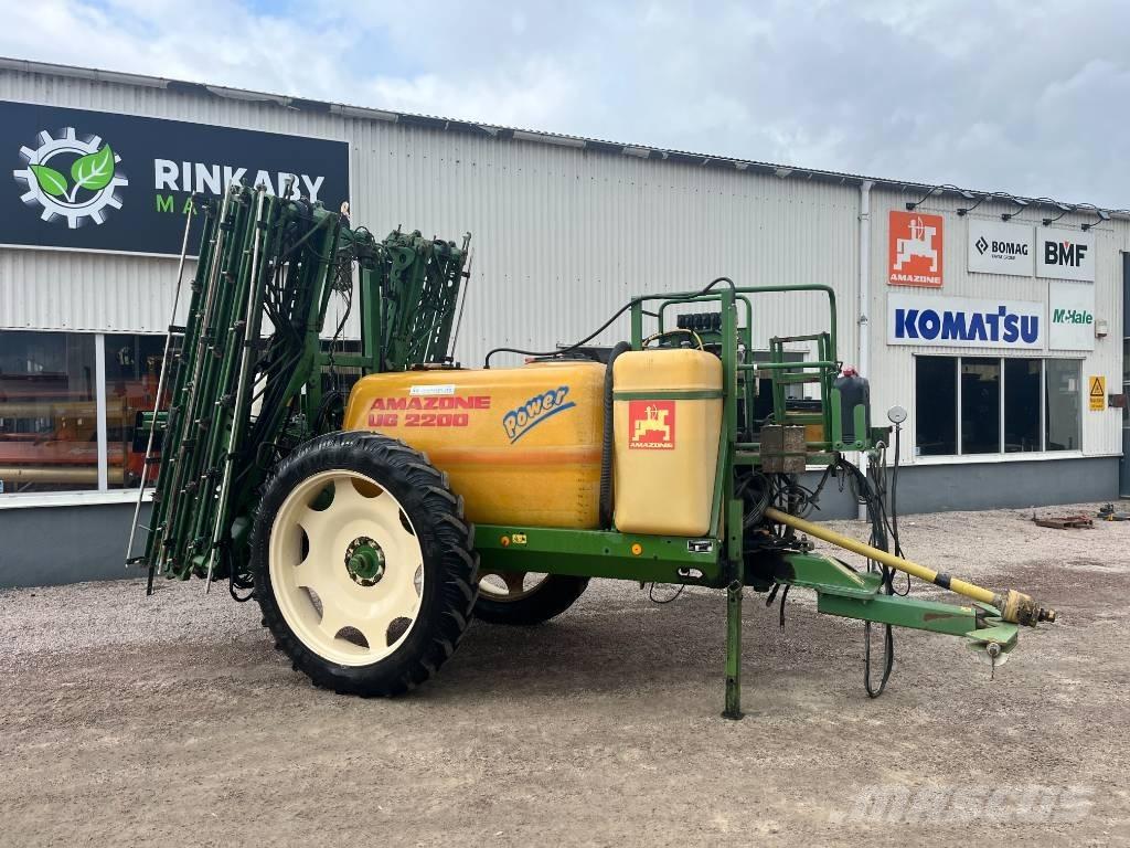 Amazone UG 2200 Vontatott trágyaszórók