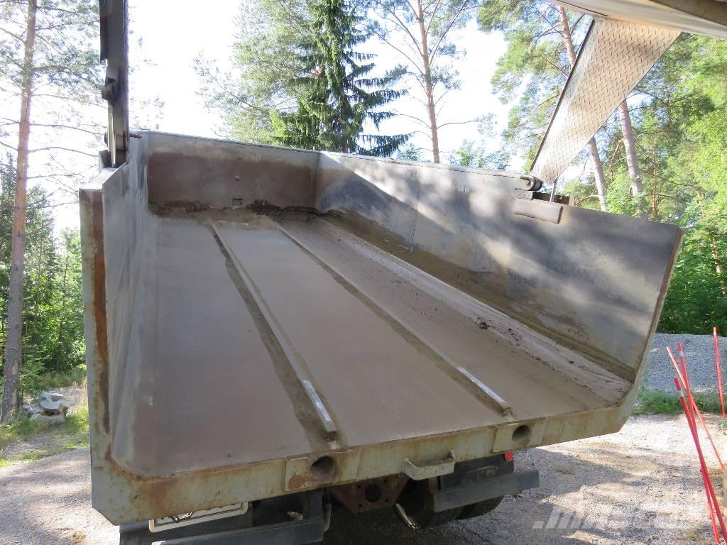 Sisu SR 300 Billenő teherautók