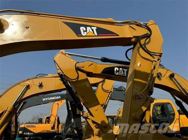 CAT 320 C L Lánctalpas kotrók