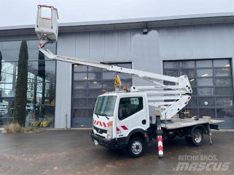 Nissan CABSTAR 35.11 Teherautóra szerelt emelők és állványok