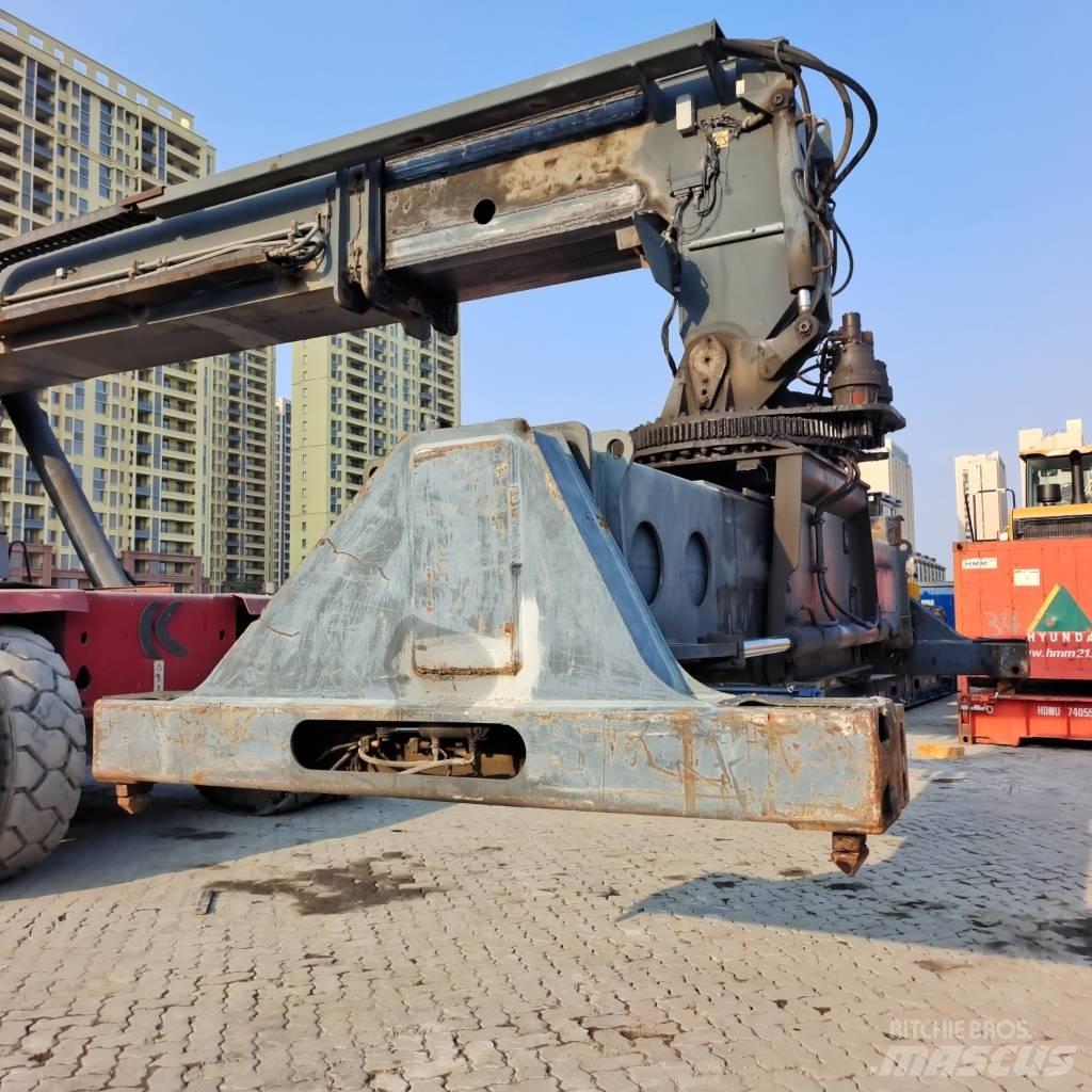Kalmar DRD450 Konténer rakodó