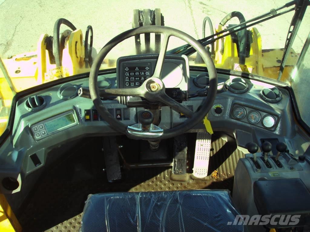 Volvo L 70 C Gumikerekes homlokrakodók