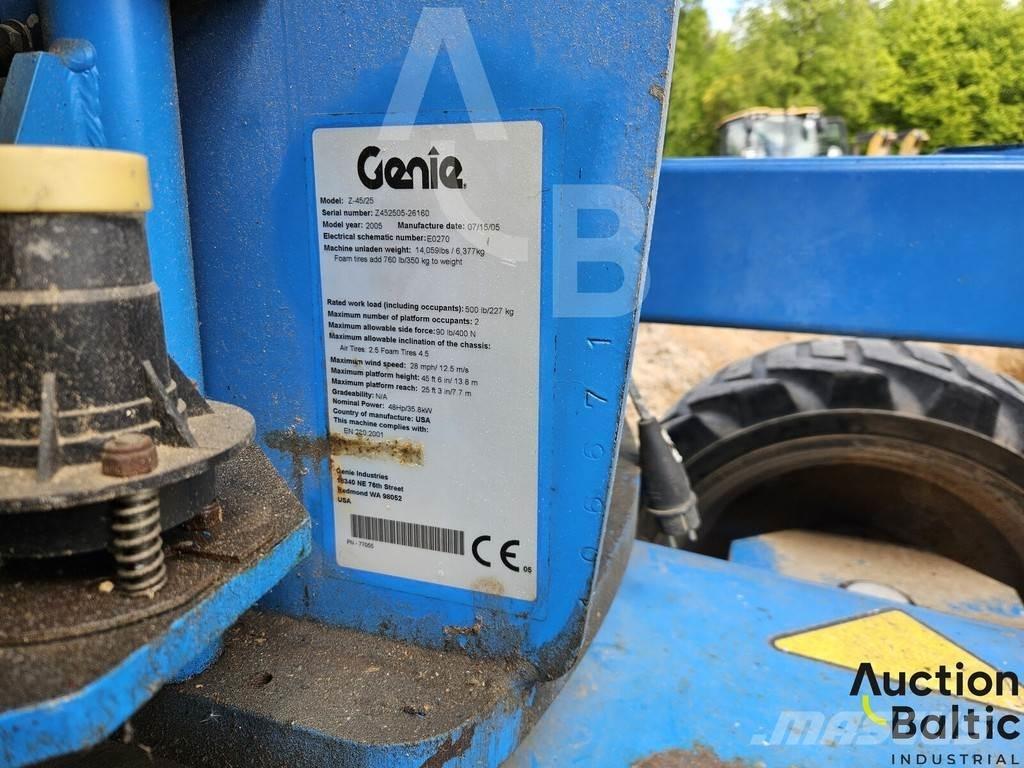 Genie Z 45/25 Karos emelők