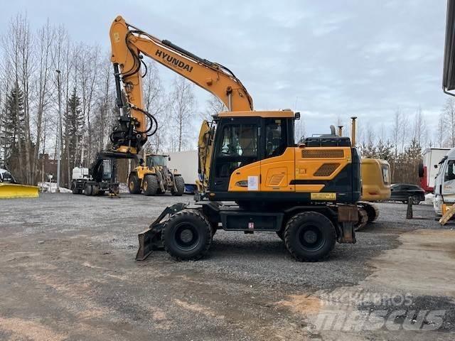 Hyundai HW 140 Gumikerekes kotrók